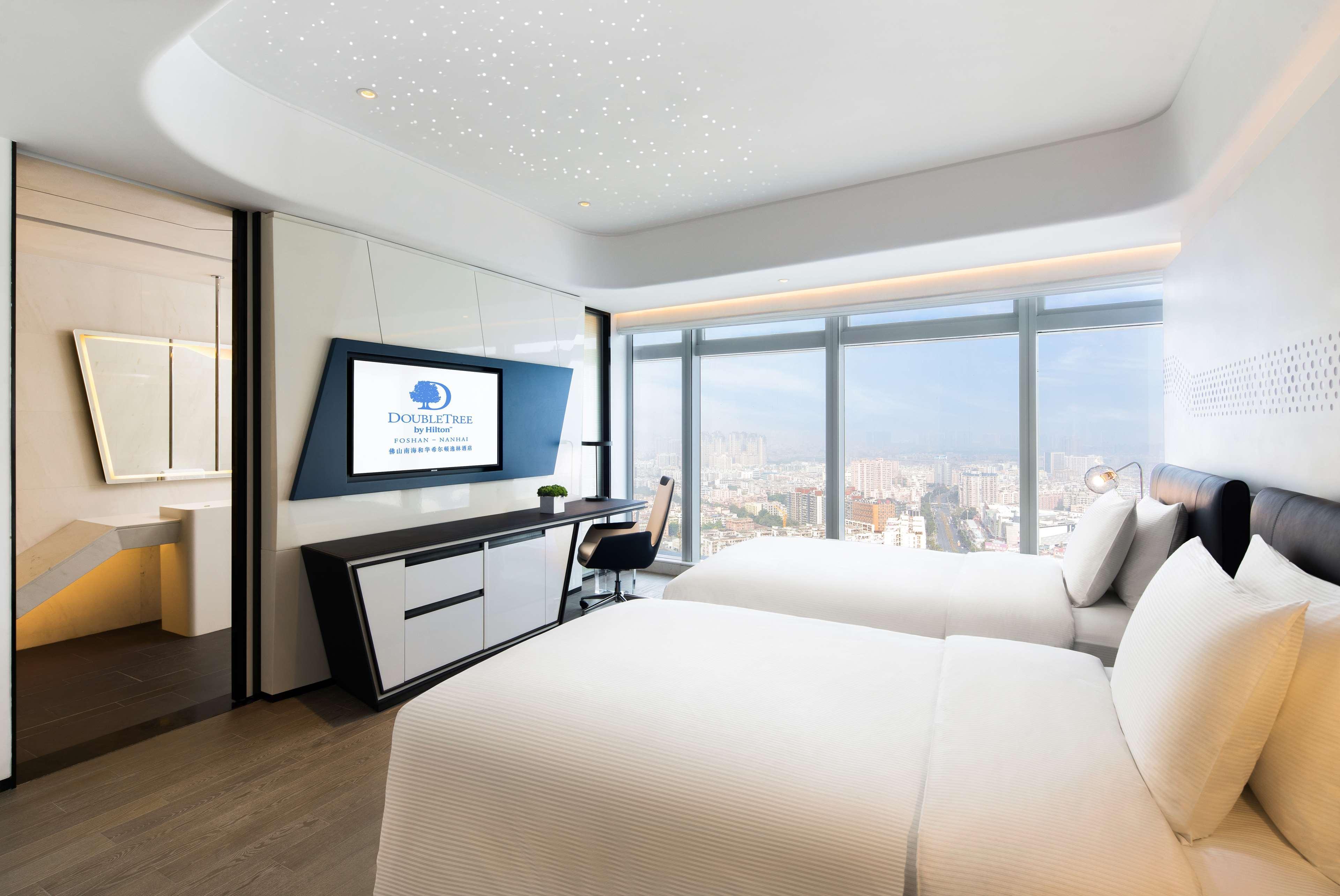 Doubletree By Hilton Foshan Nanhai-Free Canton Fair Shuttle Bus Εξωτερικό φωτογραφία